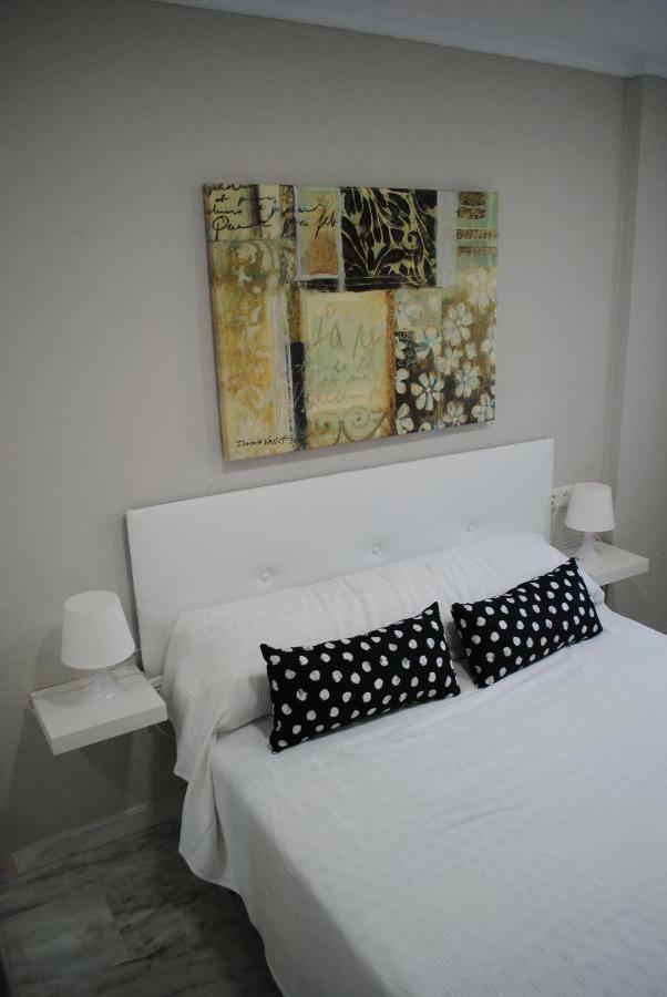 Apartamentos Laguna Beach Torrox Bagian luar foto