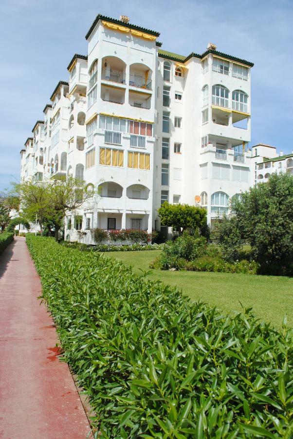 Apartamentos Laguna Beach Torrox Bagian luar foto