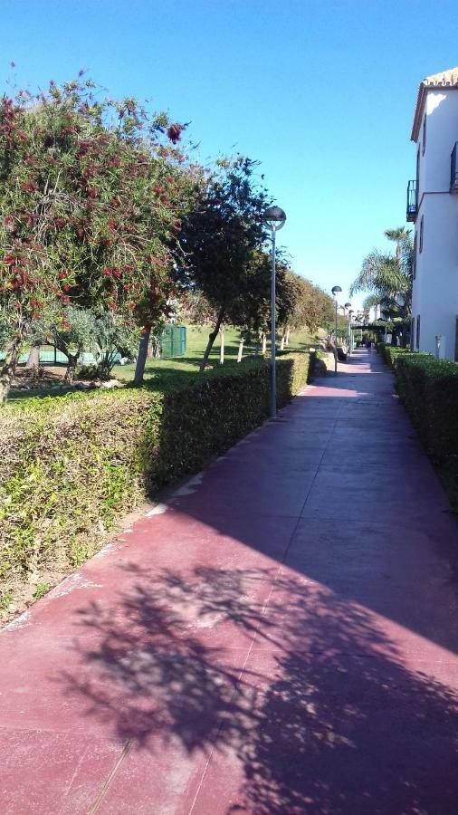 Apartamentos Laguna Beach Torrox Bagian luar foto